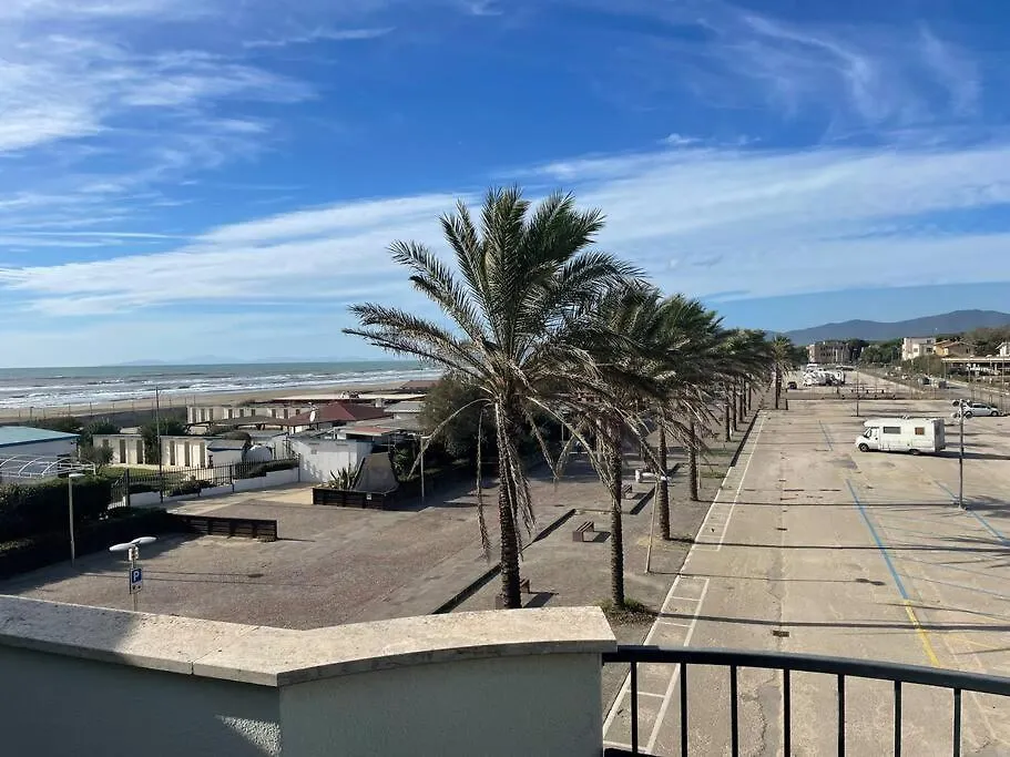 Mare Fuori Apartment Marina di Grosseto Italy